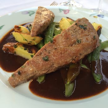 Restaurante Zur Iphöfer Kammer - Lamb with asparagus and potatoes - Restaurants Near Me - Iphofen, BY Restaurante Zur Iphöfer Kammer - Lamb with asparagus and potatoes - Restaurants Near Me - Iphofen, BY