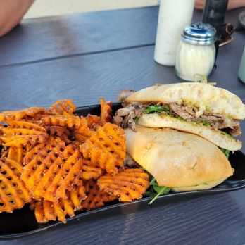 Captains Cove - Pizza Near Me - Paso Robles, California