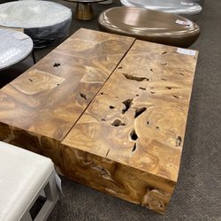 Mitchell Gold +Bob Williams - Beautiful unique coffee table
