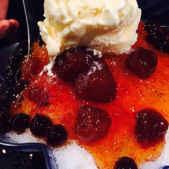 Coffee or Tea? - shave ice with ice cream and fruit - Coffee & Tea Near Me - Honolulu, Hawaii