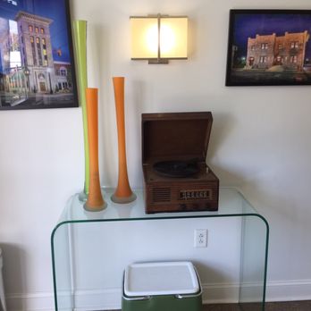 Mother Earth Motor Lodge - Lobby - Hotels Near Me - Kinston, North Carolina