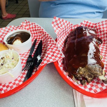 Big Tom's Diner - Barbeque Near Me - Pierre, South Dakota