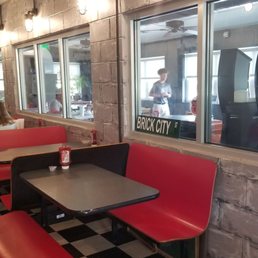 Diner type atmosphere Diner type atmosphere