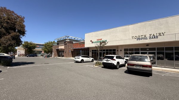 Wen Wu DDS, 1299 Water Lily Way, San Jose, CA 95129, US