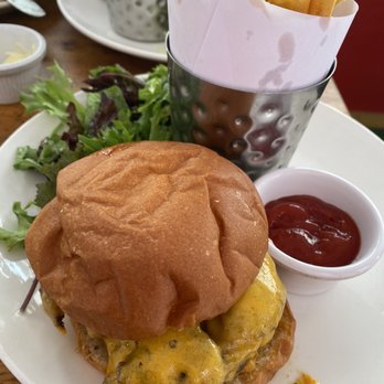 Jacques - Jacques Burger   Ig; feed_ally - French Near Me - New York, New York
