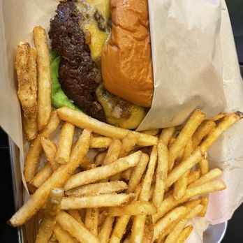 Sixth Street Burger - Single smash cheeseburger & fries - Burgers Near Me - San Jose, California Sixth Street Burger - Single smash cheeseburger & fries - Burgers Near Me - San Jose, California