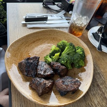 Tavern in The Square - Steak tips with broccoli - Breakfast & Brunch Near Me - East Greenwich, Rhode Island Tavern in The Square - Steak tips with broccoli - Breakfast & Brunch Near Me - East Greenwich, Rhode Island