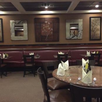 Monark Asian Bistro - The prices must be based on the looks of the place not the quality of the food! - Chinese Near Me - Riverside, California