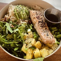 La Finca Bowls - Salmon Bowl