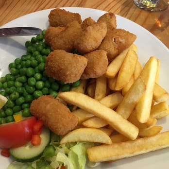 The Wee Puffin - scampi, chips, peas&salad - British Near Me - Grantown-on-Spey, MRY