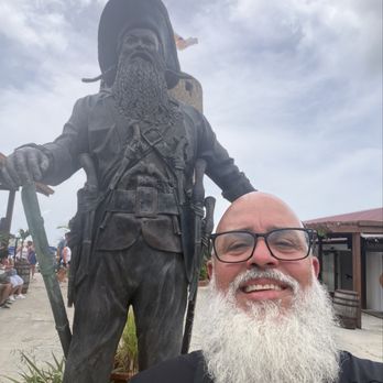 Blackbeard's Castle - Blackbeard statue and me - Historical Tours Near Me - St Thomas, Virgin Islands Blackbeard's Castle - Blackbeard statue and me - Historical Tours Near Me - St Thomas, Virgin Islands
