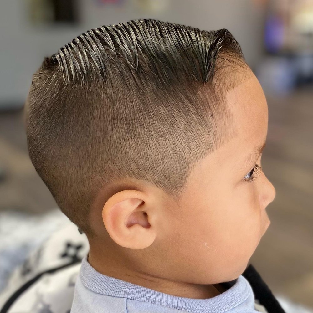Clipperboyz Barbershop Logo