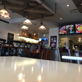 La Shawarma - Great atmosphere here! - Middle Eastern Near Me - Bolton, Ontario