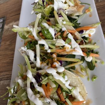 Sharrott Winery - BBQ pork tacos with broccoli slaw - Wineries Near Me - Hammonton, New Jersey Sharrott Winery - BBQ pork tacos with broccoli slaw - Wineries Near Me - Hammonton, New Jersey