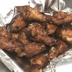 Malta's Pizza - 2 Pounds of our Jumbo Wings