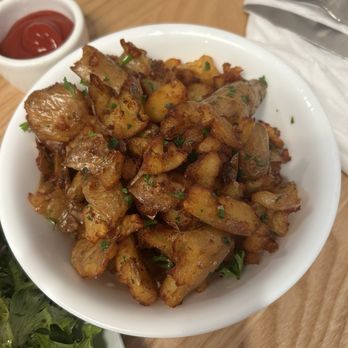 The Sleepy Rooster - Crispy potatoes. - New American Near Me - Chagrin Falls, Ohio The Sleepy Rooster - Crispy potatoes. - New American Near Me - Chagrin Falls, Ohio