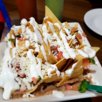 Antojitos Mexicanos Tenorio - Nachos appetizer - Mexican Near Me - Miami, Florida Antojitos Mexicanos Tenorio - Nachos appetizer - Mexican Near Me - Miami, Florida
