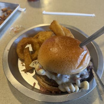 Fat Bully's - Burgers Near Me - Sulphur, Oklahoma Fat Bully's - Burgers Near Me - Sulphur, Oklahoma