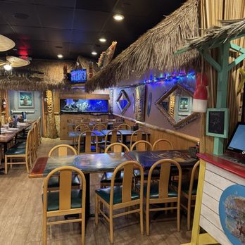 Florida's Seafood Bar & Grill - Interior - Seafood Near Me - Cocoa Beach, Florida Florida's Seafood Bar & Grill - Interior - Seafood Near Me - Cocoa Beach, Florida