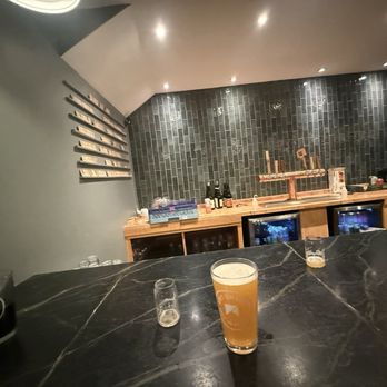 Hazel’s Tap Room - Pubs Near Me - Burke, Vermont