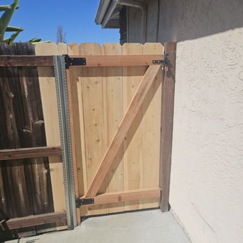 Vista Fence - Replacement Gate Back - Fences & Gates Near Me - Vista, California Vista Fence - Replacement Gate Back - Fences & Gates Near Me - Vista, California