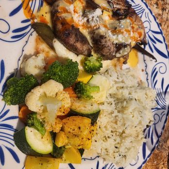 Abuelo's Mexican Restaurant - Alambre Lunch Fire Grilled Shrimp $17.49 - Tex-Mex Near Me - Tyler, Texas