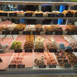 The Dapper Doughnut - Doughnut Selection