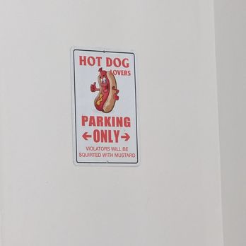 Guge’s Dogs - Breakfast & Brunch Near Me - Amsterdam, New York