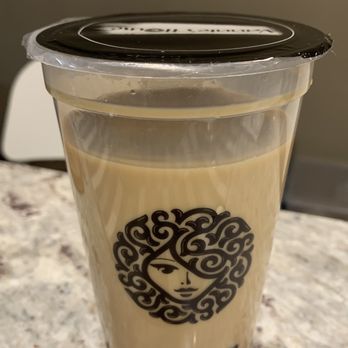 Vannie’s House - Roasted oolong milk tea w boba. You do not get full cup if you ask without ice. - Bubble Tea Near Me - Aurora, Illinois Vannie’s House - Roasted oolong milk tea w boba. You do not get full cup if you ask without ice. - Bubble Tea Near Me - Aurora, Illinois