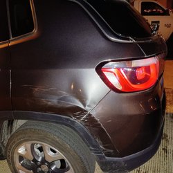 Armstrong Auto Body