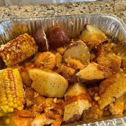 Shrimp boil with potatoes and corn Shrimp boil with potatoes and corn