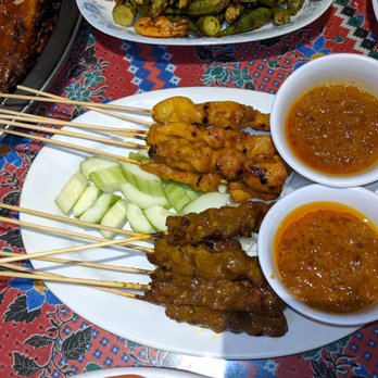 Malay Restaurant - Chicken and beef satay w.peanut sauce - Malaysian Near Me - Flushing, New York Malay Restaurant - Chicken and beef satay w.peanut sauce - Malaysian Near Me - Flushing, New York