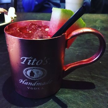 Colton's Social House - New American Near Me - Clovis, California
