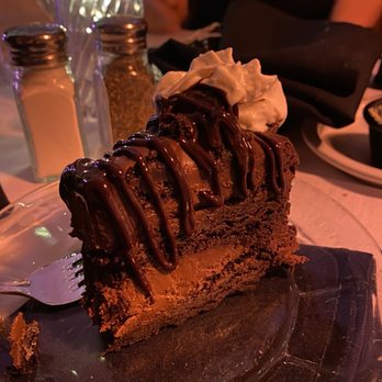 Beef 'N Bottle - French Silk Chocolate Pie - Steakhouses Near Me - Charlotte, North Carolina Beef 'N Bottle - French Silk Chocolate Pie - Steakhouses Near Me - Charlotte, North Carolina