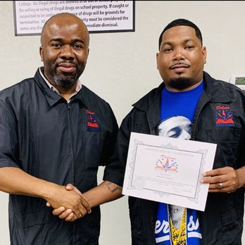 Deluxe Barber College - Deluxe - Cosmetology Schools Near Me - San Antonio, Texas Deluxe Barber College - Deluxe - Cosmetology Schools Near Me - San Antonio, Texas