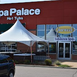 Spa Palace Hot Tubs - Spa Palace hot tubs in Westminster, Colorado carries top brands like Jacuzzi hot tubs and Sundance spas.