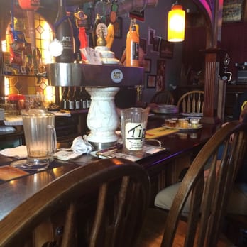 ACE Premium Hard Ciders - Front bar area - Beer, Wine & Spirits Near Me - Sebastopol, California