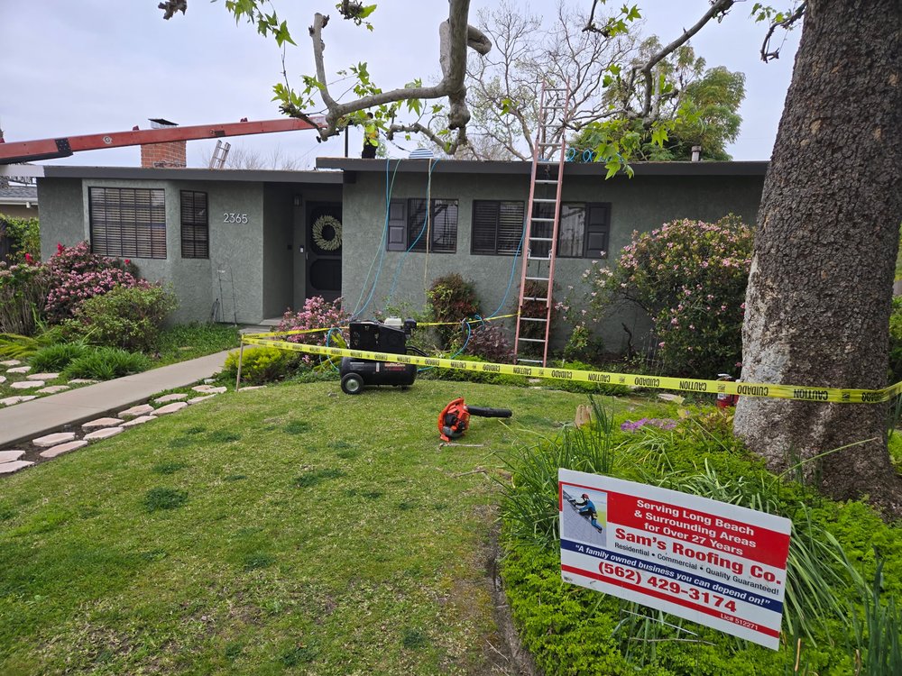 Slide of Sam's Roofing Co