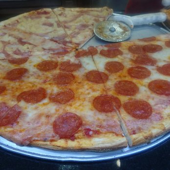 Rosella's Pizzeria - Pizza Near Me - New York, New York Rosella's Pizzeria - Pizza Near Me - New York, New York