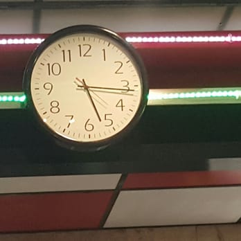 Don's Diner - Damn it's early - Diners Near Me - Irvington, New Jersey