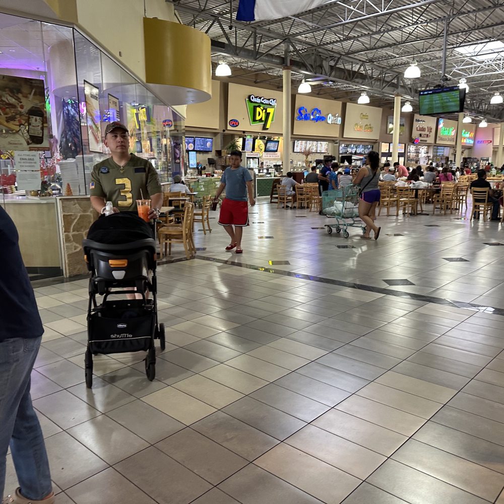 Cali Saigon Mall - Shopping Centers Near Me - Garland, Texas