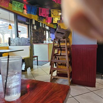 Mi Casa Mexican Grill - Decor - Mexican Near Me - Daleville, Alabama Mi Casa Mexican Grill - Decor - Mexican Near Me - Daleville, Alabama