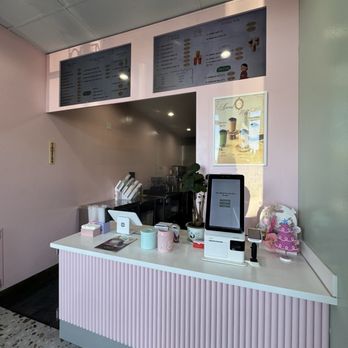 Paws Tea - Inside - Bubble Tea Near Me - Fountain Valley, California Paws Tea - Inside - Bubble Tea Near Me - Fountain Valley, California
