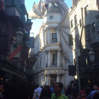 Universal Studios Florida - Harry potter - Amusement Parks Near Me - Orlando, Florida