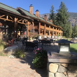 Each room overlooks the lake.