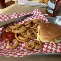 The Hippo Way burger
