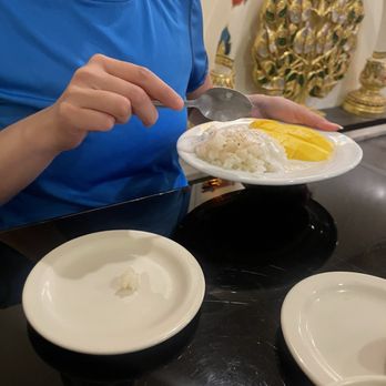 Bangkok House Restaurant - Don't let your wife divide the MSSR, as that's definitely not 1/2 and 1/2. - Thai Near Me - Ridgecrest, California
