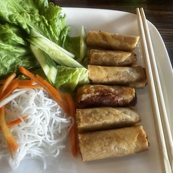 Ribs & Broth - Spring rolls - Vietnamese Near Me - Waipahu, Hawaii