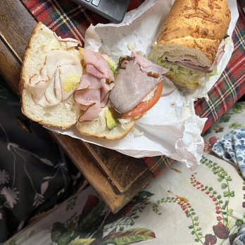 Subway - A footling club with only 3 small pieces of meat. On top of it all, the employee when I called said I was rude and hung up on me. - Sandwiches Near Me - Angels Camp, California Subway - A footling club with only 3 small pieces of meat. On top of it all, the employee when I called said I was rude and hung up on me. - Sandwiches Near Me - Angels Camp, California
