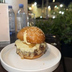 Le Rond Burgers